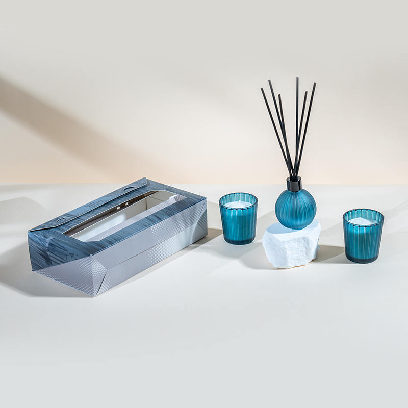 Lilin beraroma gelas kecil bergaris vertikal X2 Botol penyebar buluh volatil bergaris vertikal