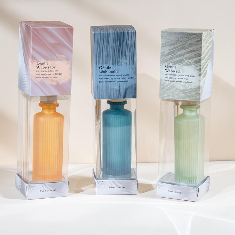 Produsen minyak diffuser buluh botol kaca bulat garis vertikal tinggi