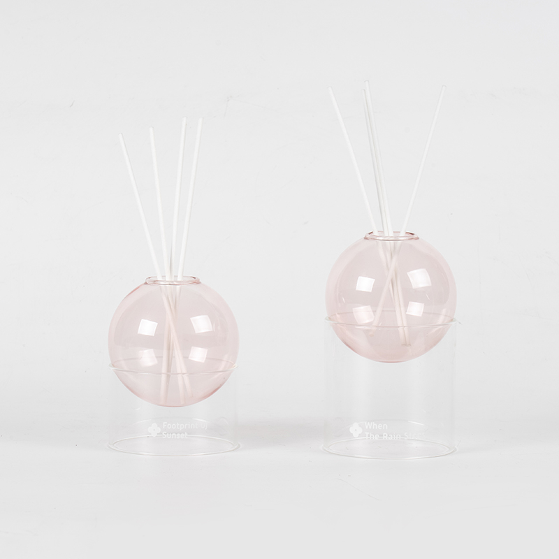 Dasar kaca bening, aromaterapi bergaya diffuser buluh jenis bola kaca