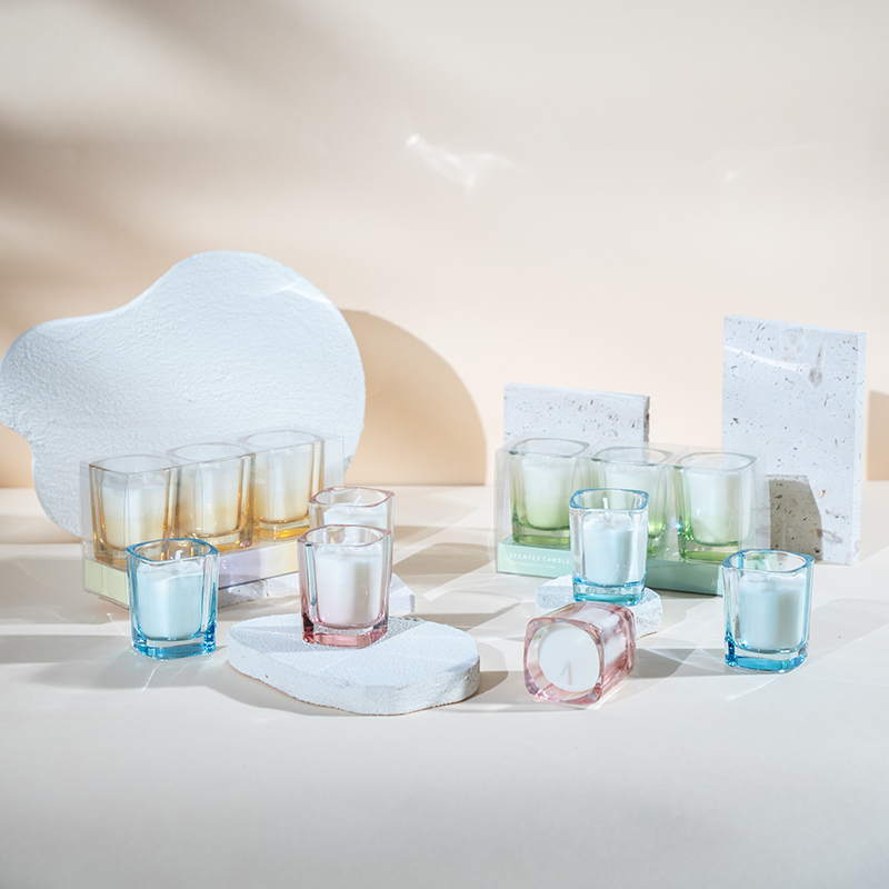 Set lilin persegi 3 buah dengan warna gradien