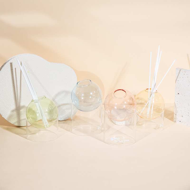 Dasar kaca bening, aromaterapi bergaya diffuser buluh jenis bola kaca