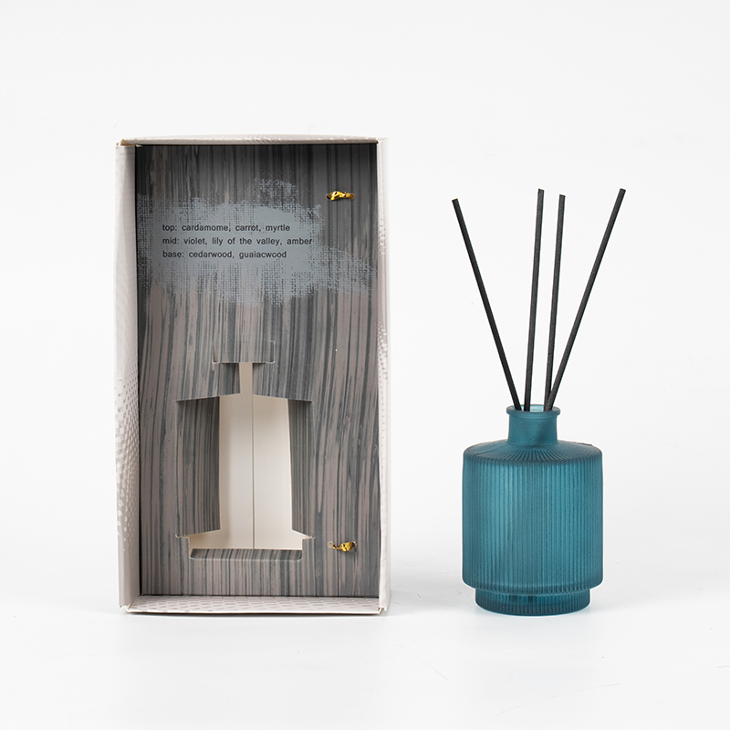 Botol kaca transparan garis vertikal melingkar reed diffuser-produsen reed diffuser aroma rumah