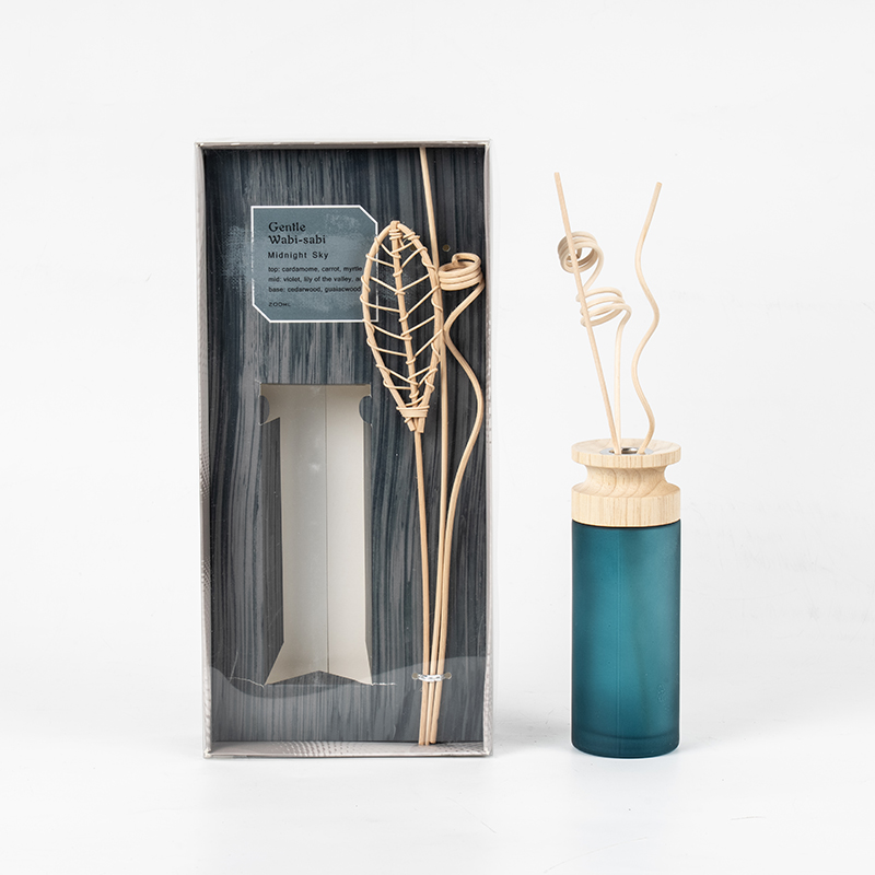Labu kaca silinder kelas atas reed diffuser premium dengan vendor diffuser aroma tongkat kayu